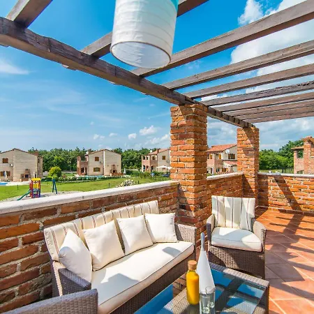 וילה Peaceful In Vodnjan With Swimming Pool And Jacuzzi